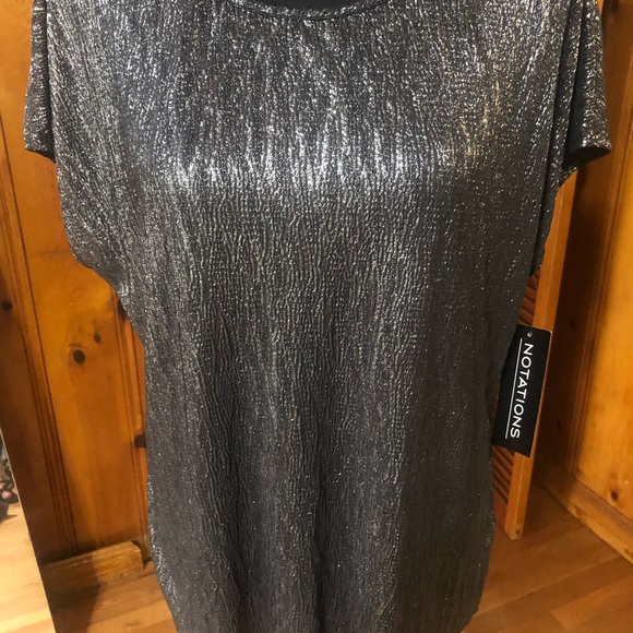 Notations top NWT - Picture 2 of 5